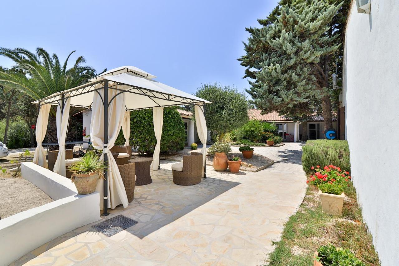 Les Rizieres Hotel Saintes-Maries-de-la-Mer Exterior photo